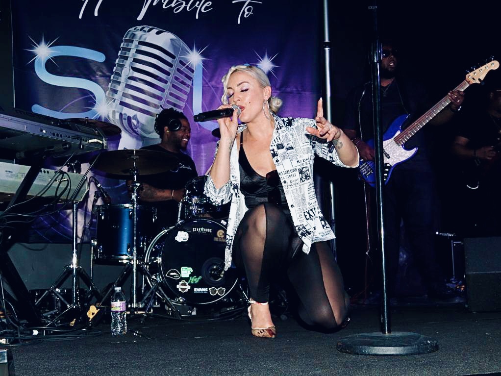 Clarissa performing with full band